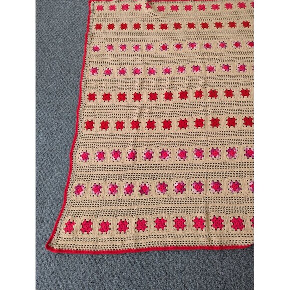 Hand Made Crochet Knit Afghan Throw Lap Blanket 64" x 60" Tan Pink Red - Picture 5 of 6
